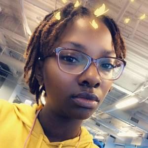 Meet your Posher, Dana